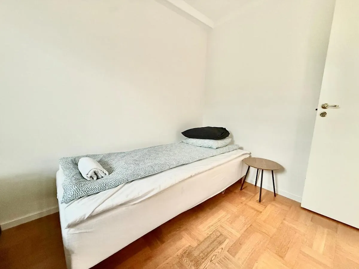 Workershouse 8 Beds Βίλα Γκέτεμποργκ